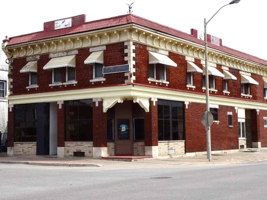 科尔本港餐馆和美食-The Belmont Bar and Grill