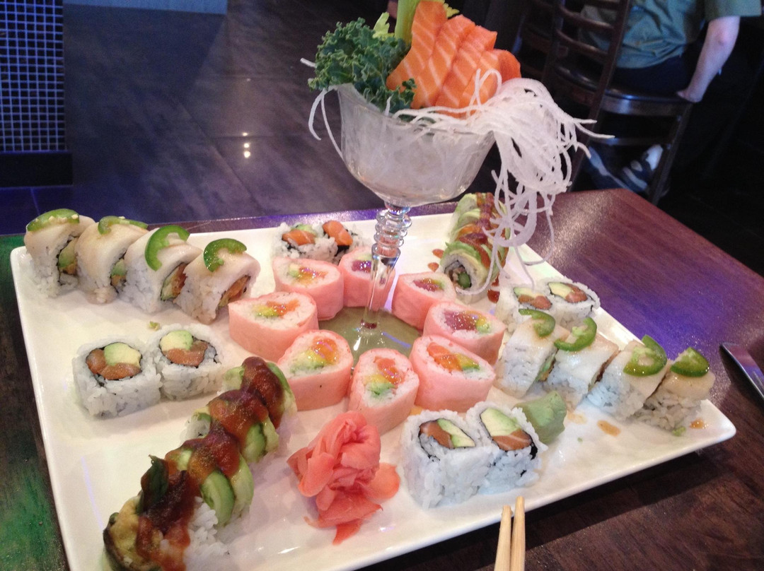 La Vista餐馆和美食-Hutong Sushi & Grill