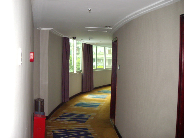 香格里拉假日酒店主图