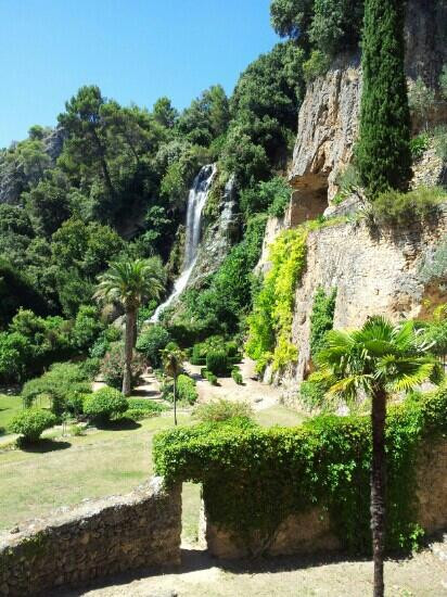 Les Grottes de Villecroze景点图片