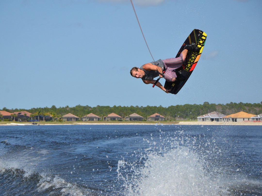 Chain-O-lakes Ski School-Three Lakes必去景点