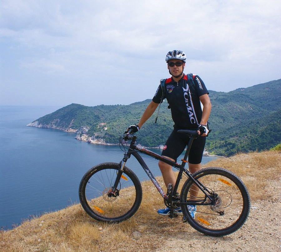 Skiathos Mountain Bikes-Skiathos Town必去景点
