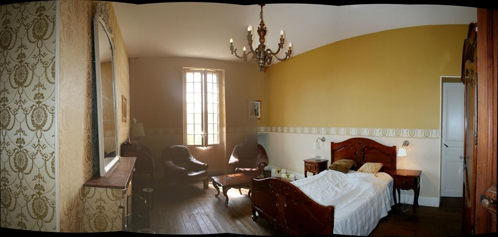 Chateau de Roqueperlic主图