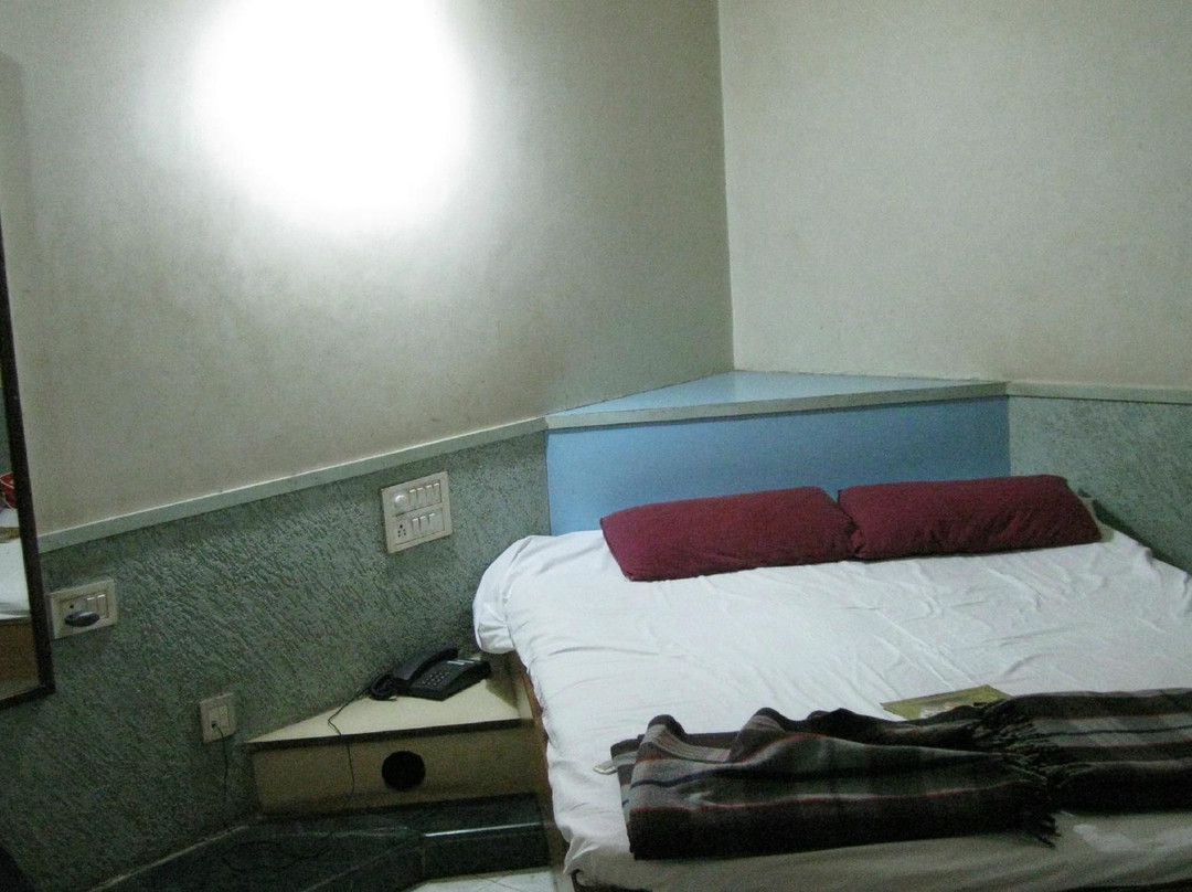 Hotel Aishwarya主图