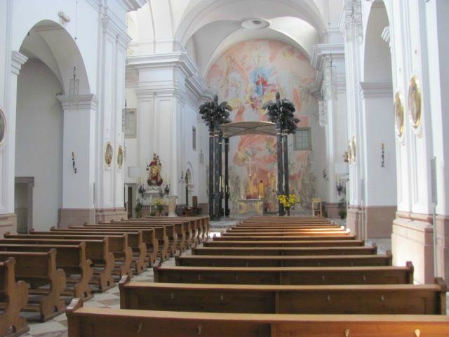 Karmelitenkirche St. Joseph und St. Maria Magdalena-维尔茨堡必去景点