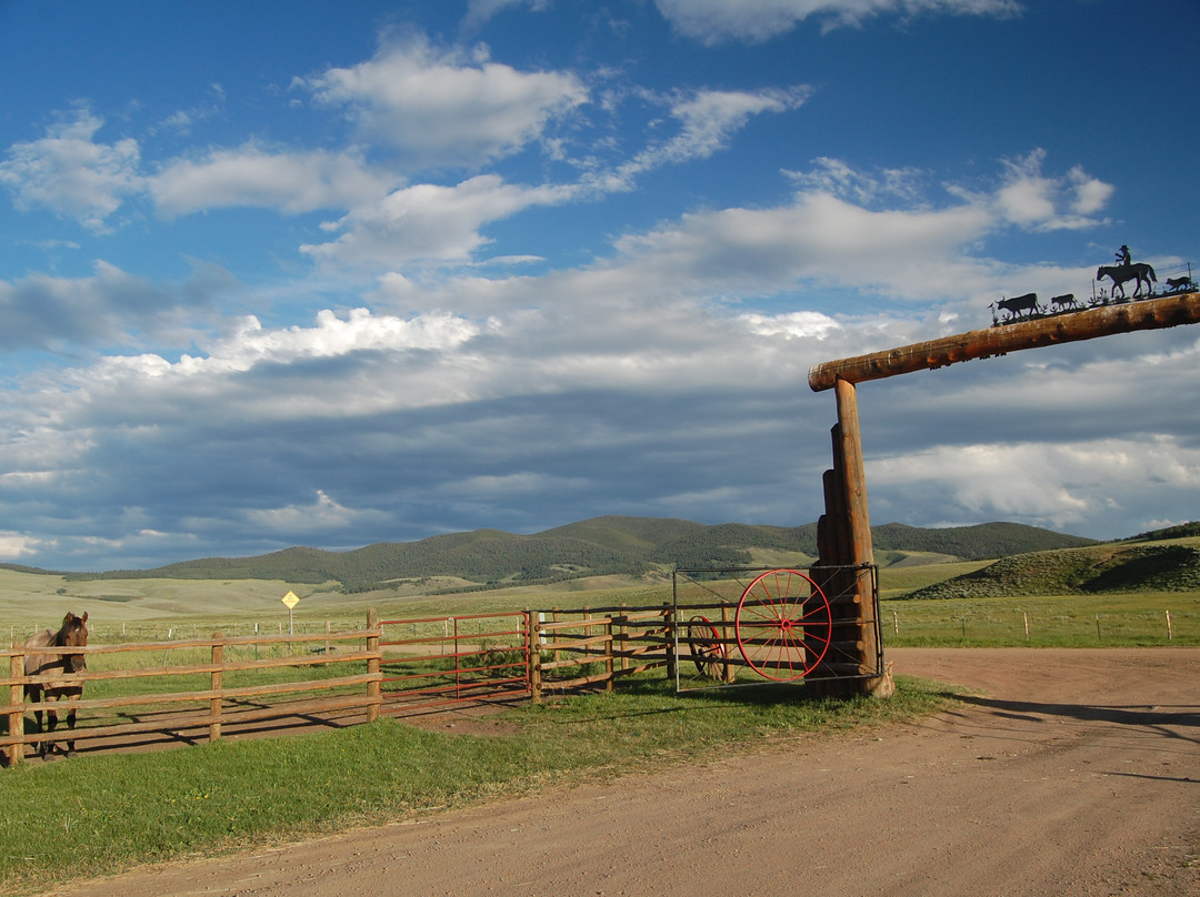 Waunita Hot Springs Ranch