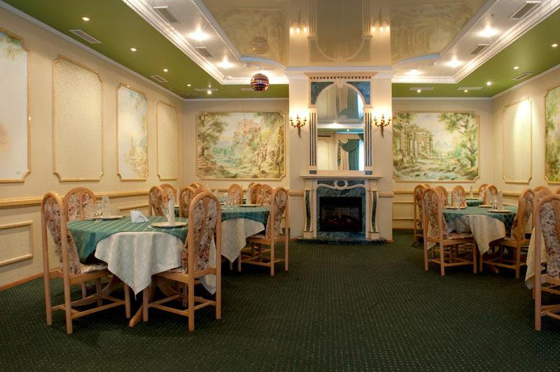 Bolshoye Savino餐馆和美食-Nikol