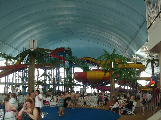 瀑布景观室内水上乐园-尼亚加拉大瀑布必去景点