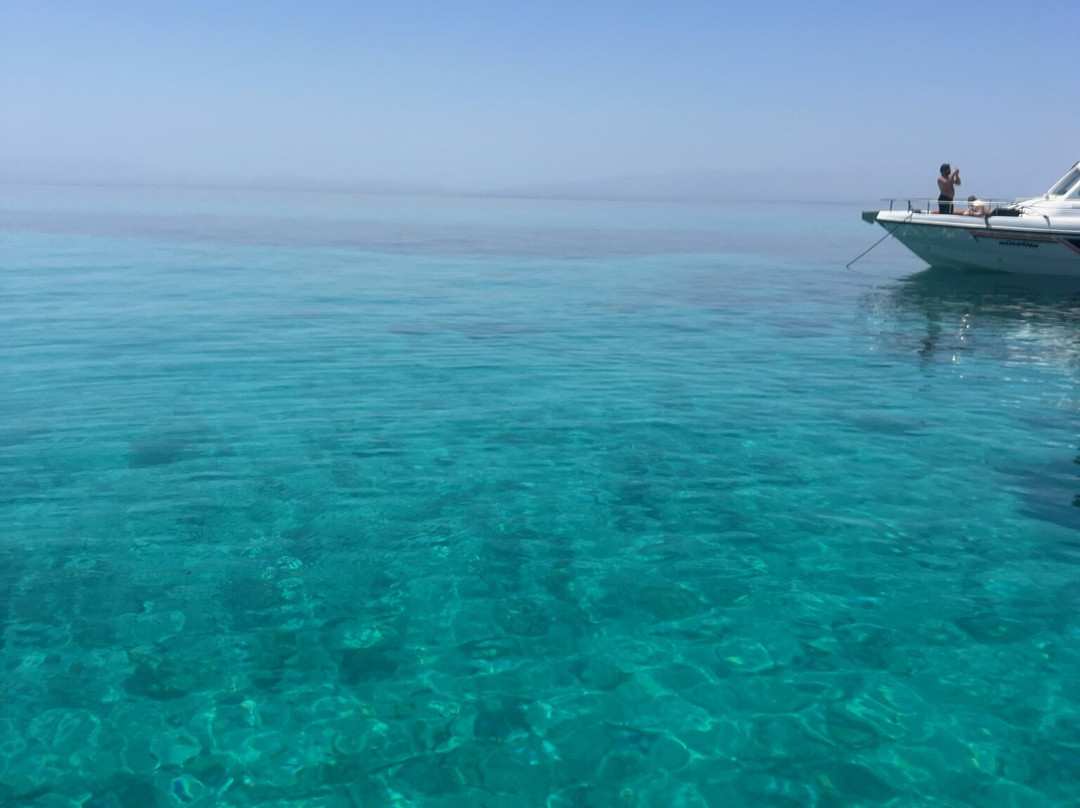 Al Muhajer Marina-锡卜必去景点