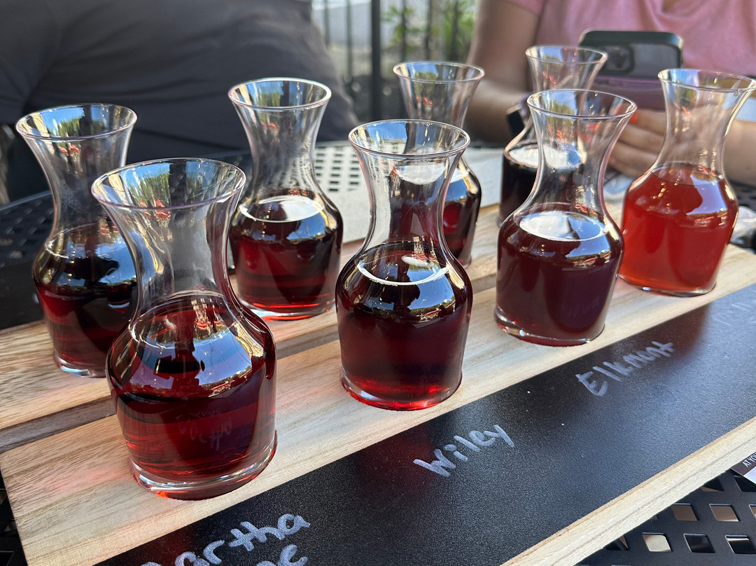 Old Mountain Wine Company-盖林柏格必去景点