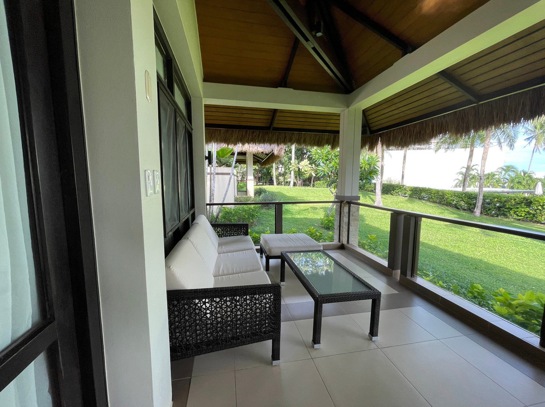 亚罗纳海滩赫纳度假酒店主图