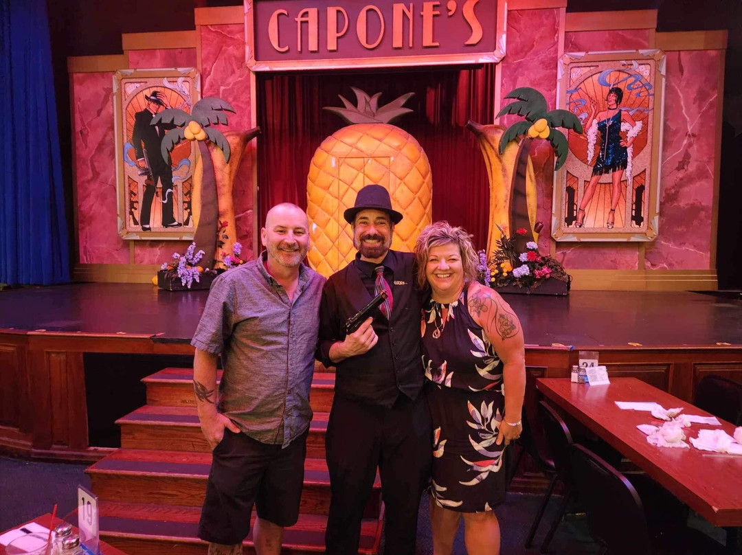 Capone's Dinner and Show-基西米必去景点