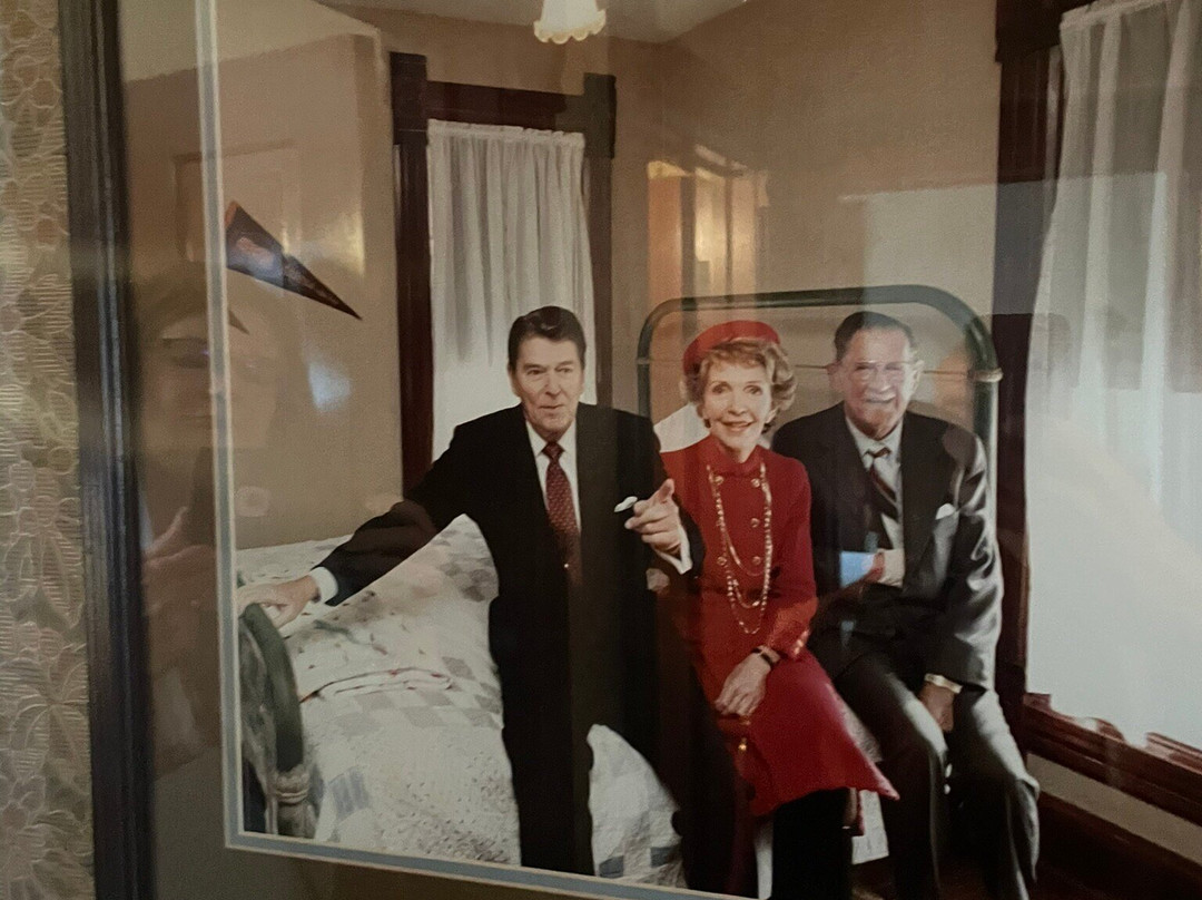 Ronald Reagan Boyhood Home景点图片