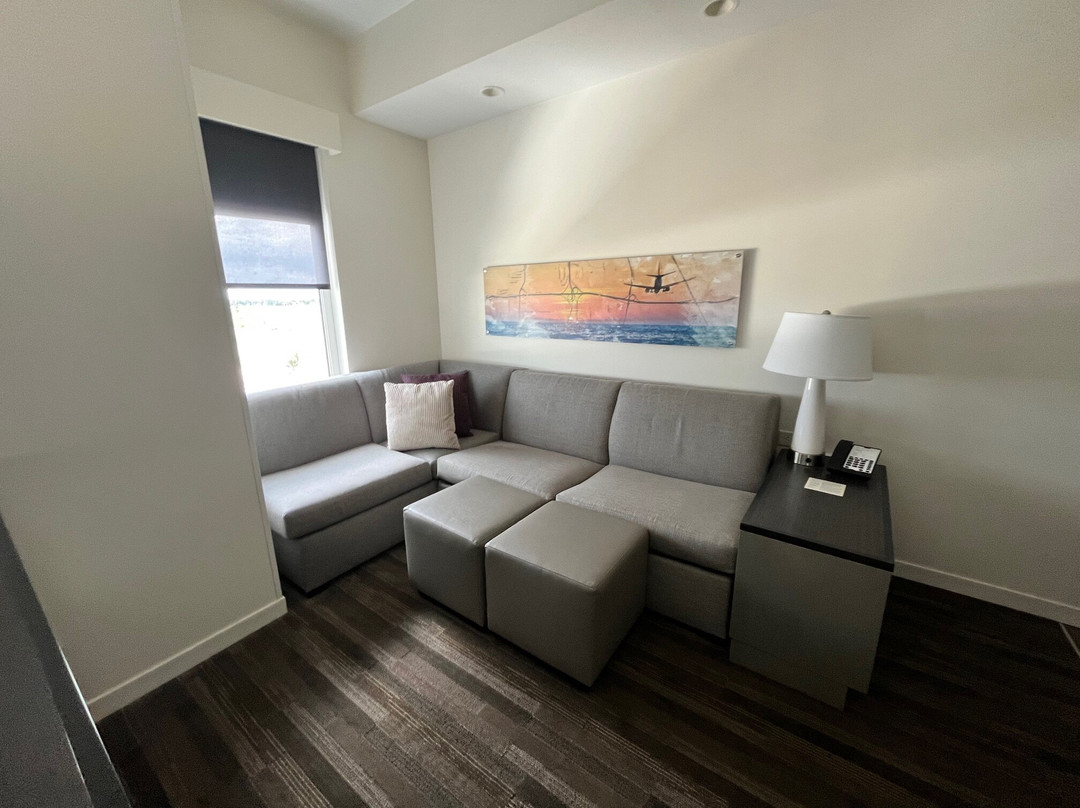 Hyatt House Orlando Airport主图