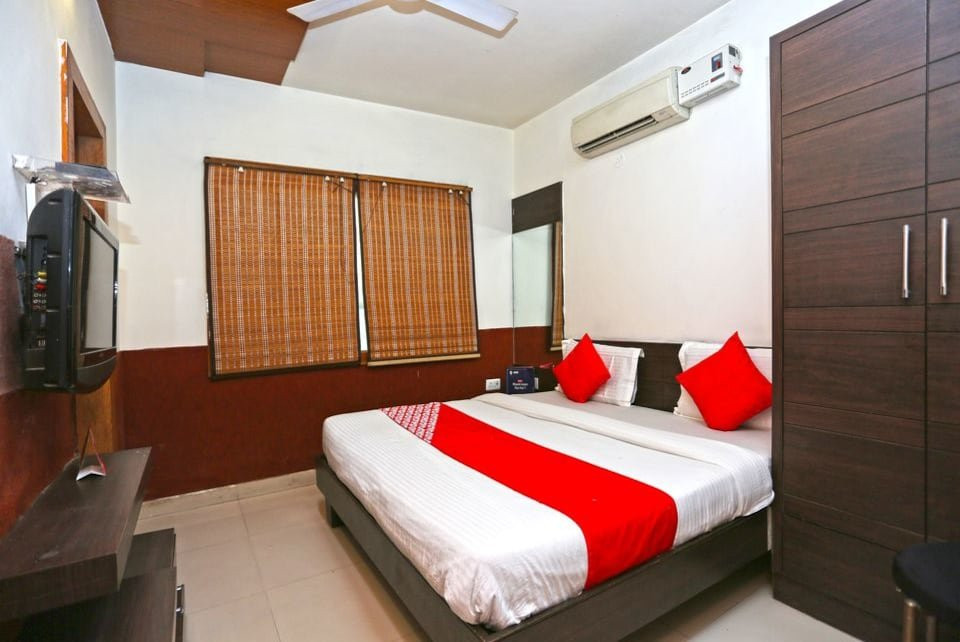 OYO Hotel Paras主图