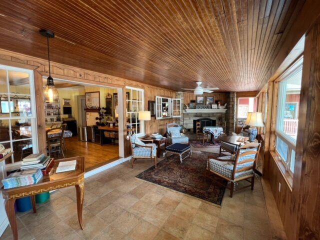 Glen Arbor Bed and Breakfast & Condos主图