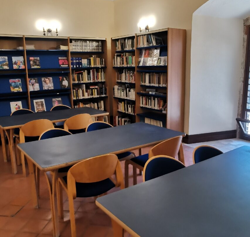 Biblioteca Comunale Giovanni Falcone