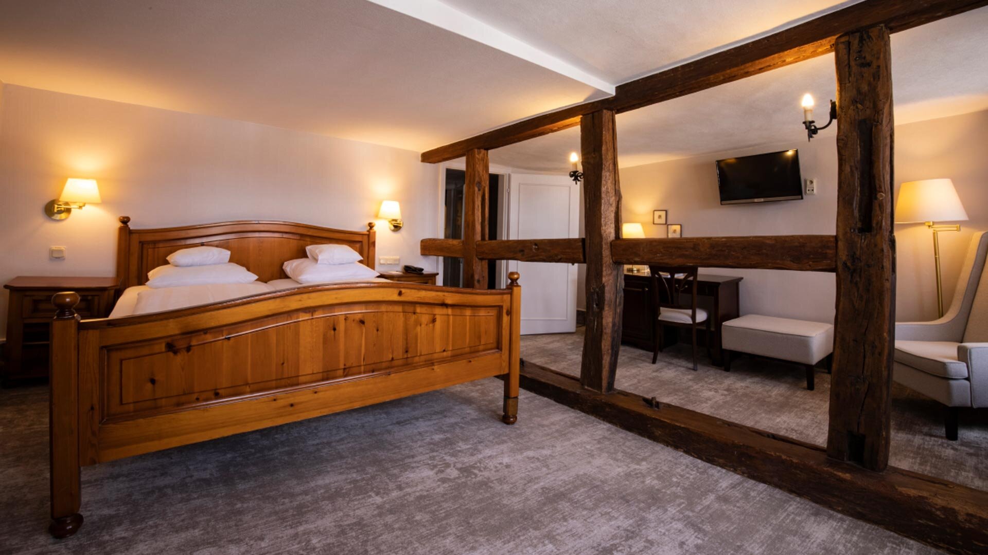 Romantik Hotel Zum Stern-官方
