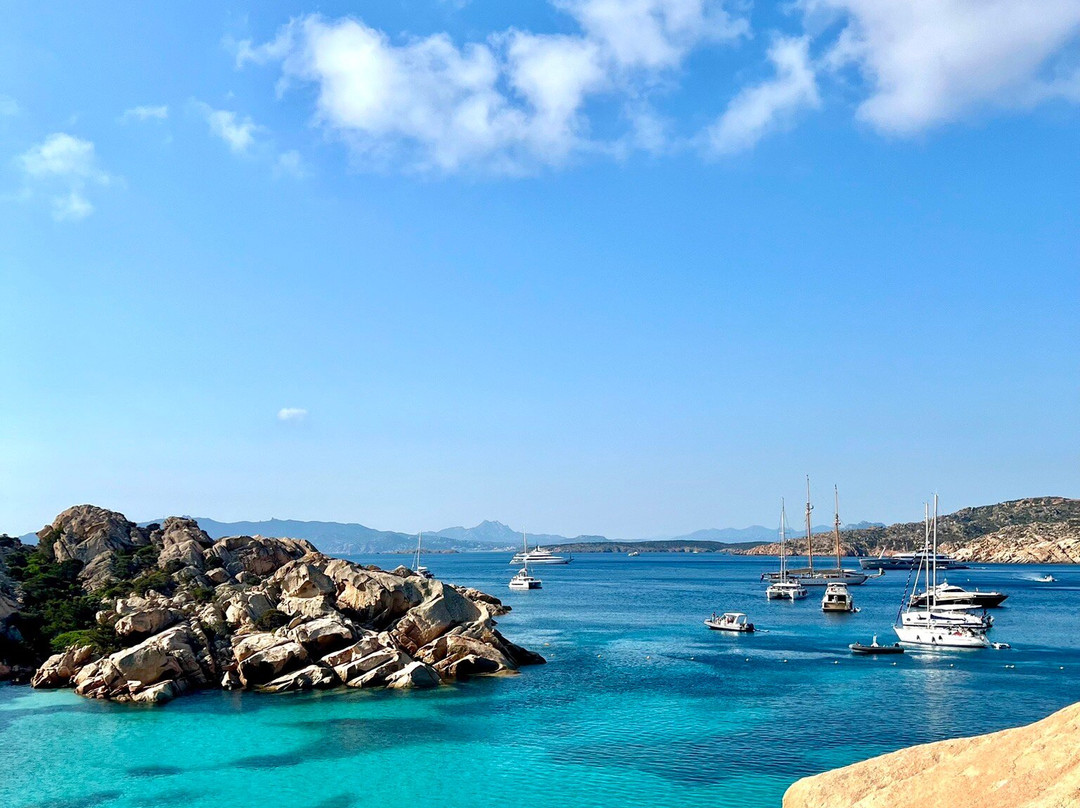 Spiaggia di Cala Coticcio-拉马达莱娜必去景点