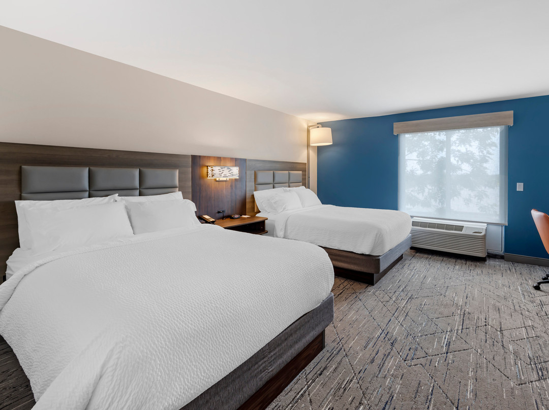 白宫快捷假日酒店主图