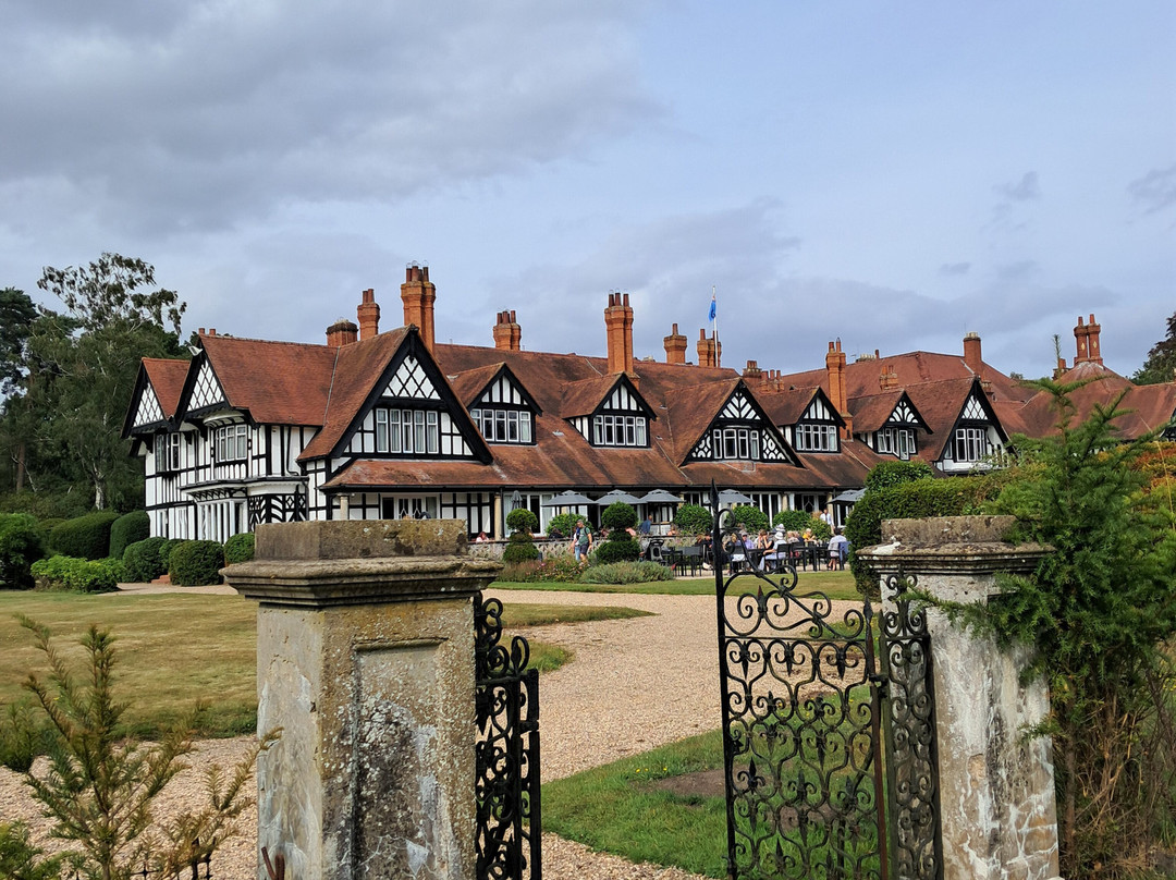 The Petwood Hotel主图