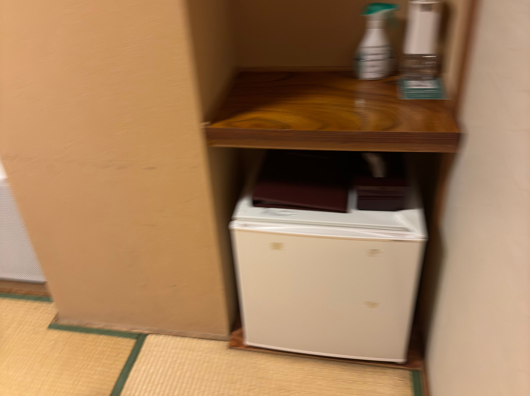 加茂川家庭酒店主图