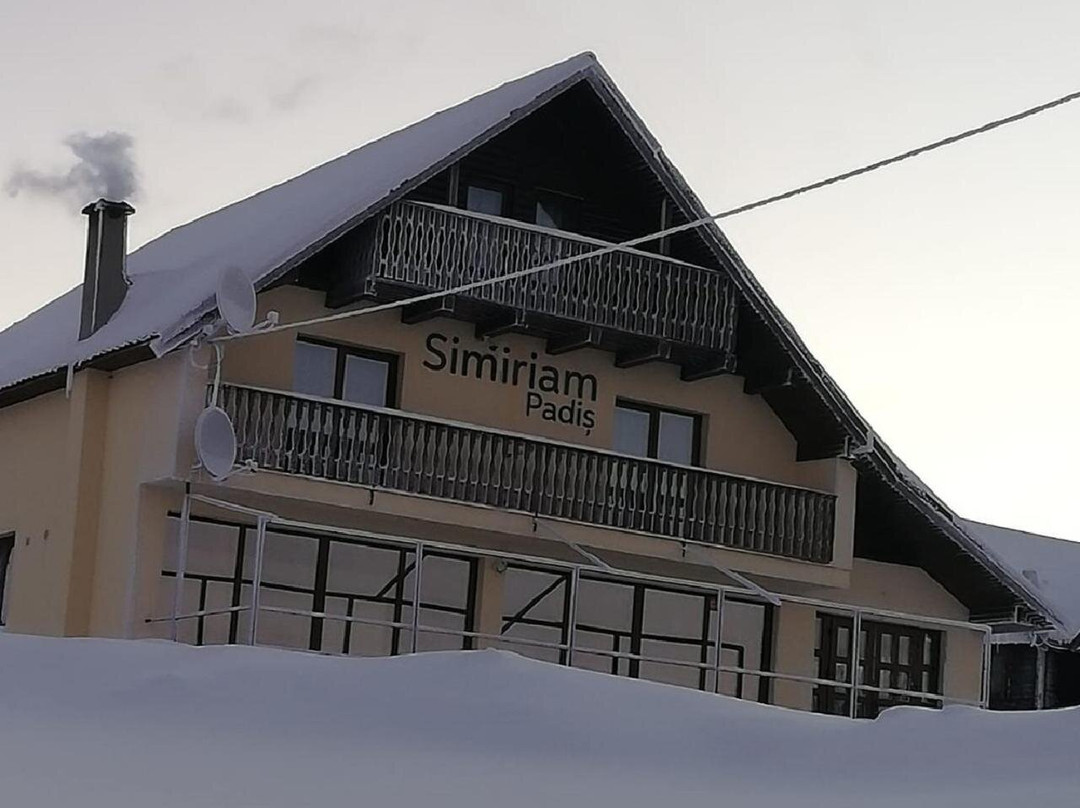 Simiriam Apuseni主图
