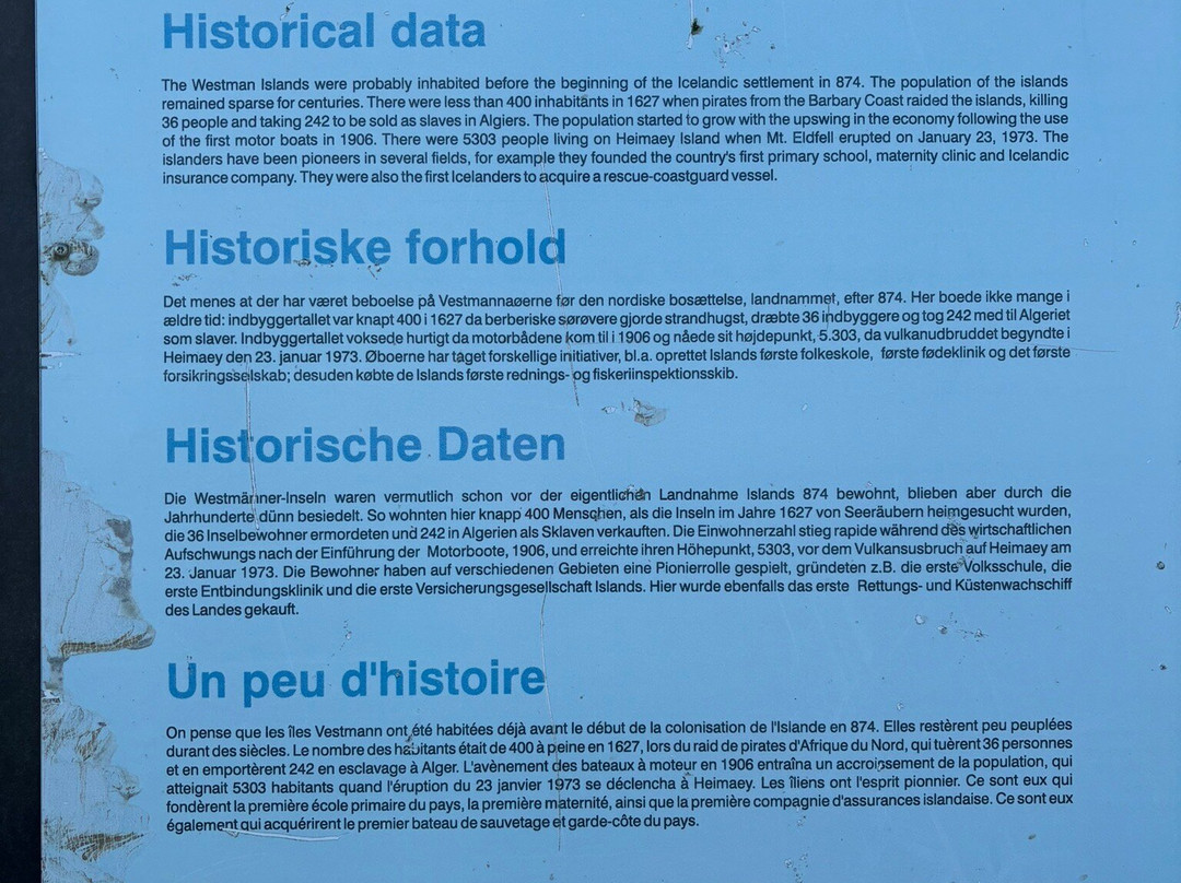 Storhofdi (Great Cape)景点图片