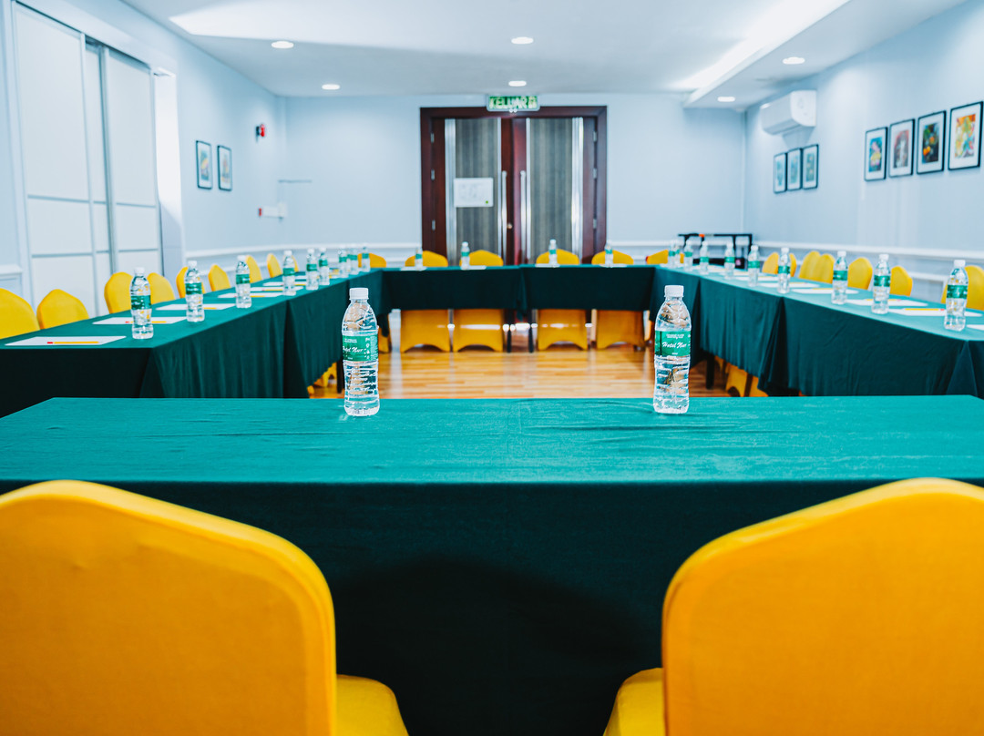 Hotel Nur Miri主图