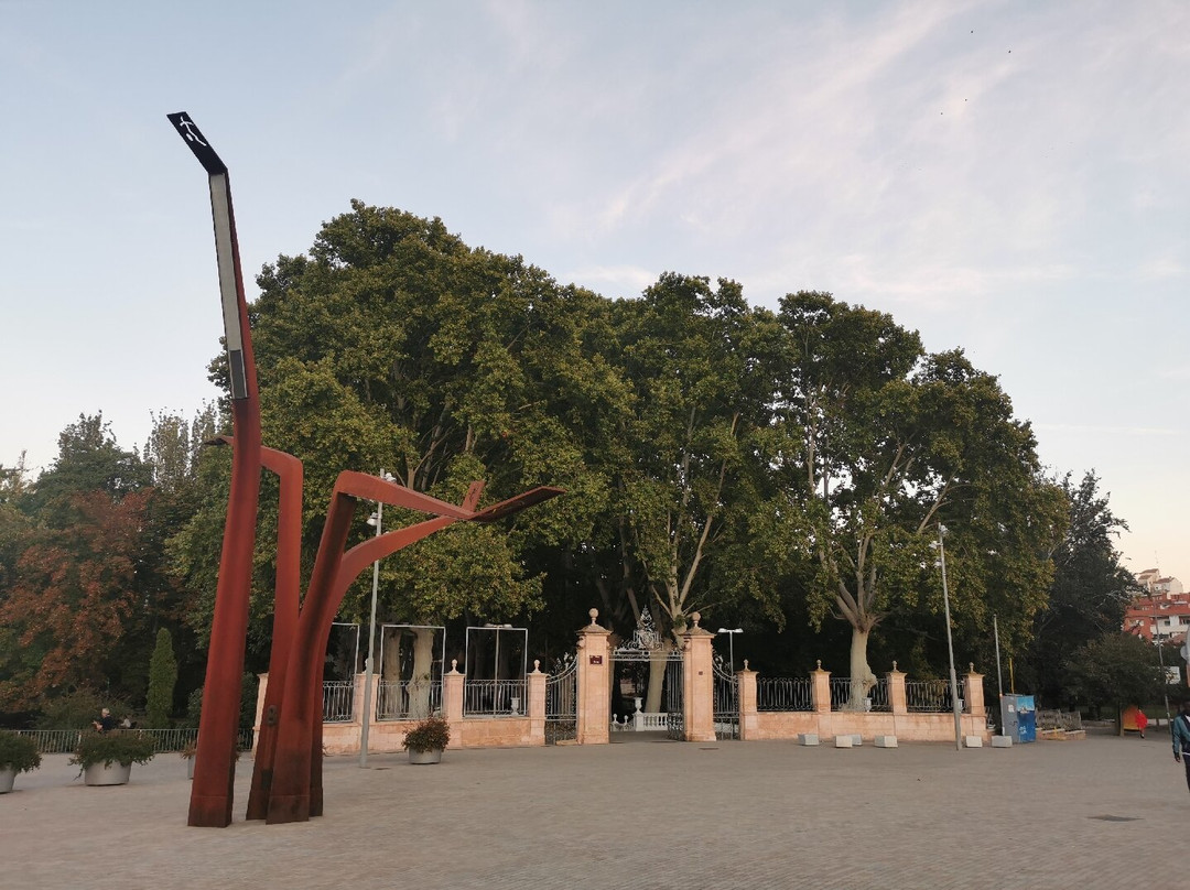 Parque de Los Campos Eliseos de Lerida景点图片