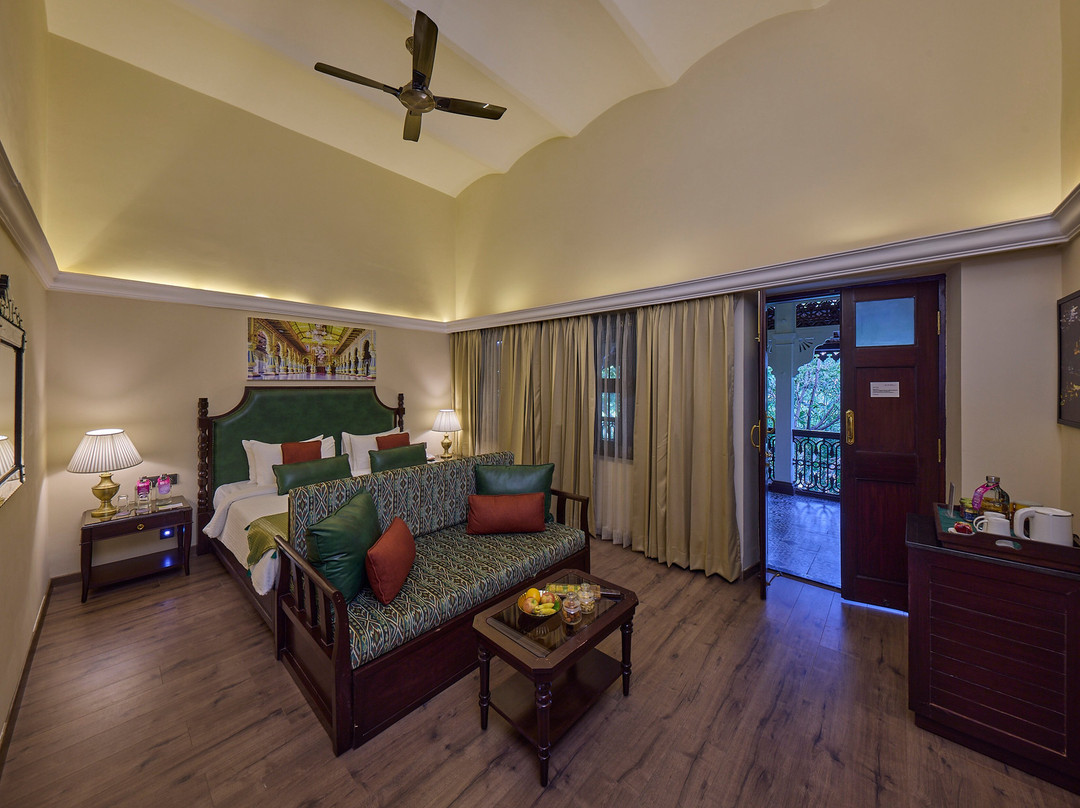 皇家兰花大酒店主图