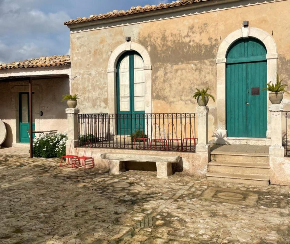 Chiusa Del Curiale - Ospitalità In Vigna