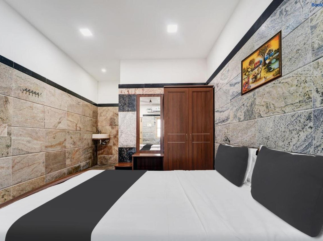 OYO PRM Classic Lodge