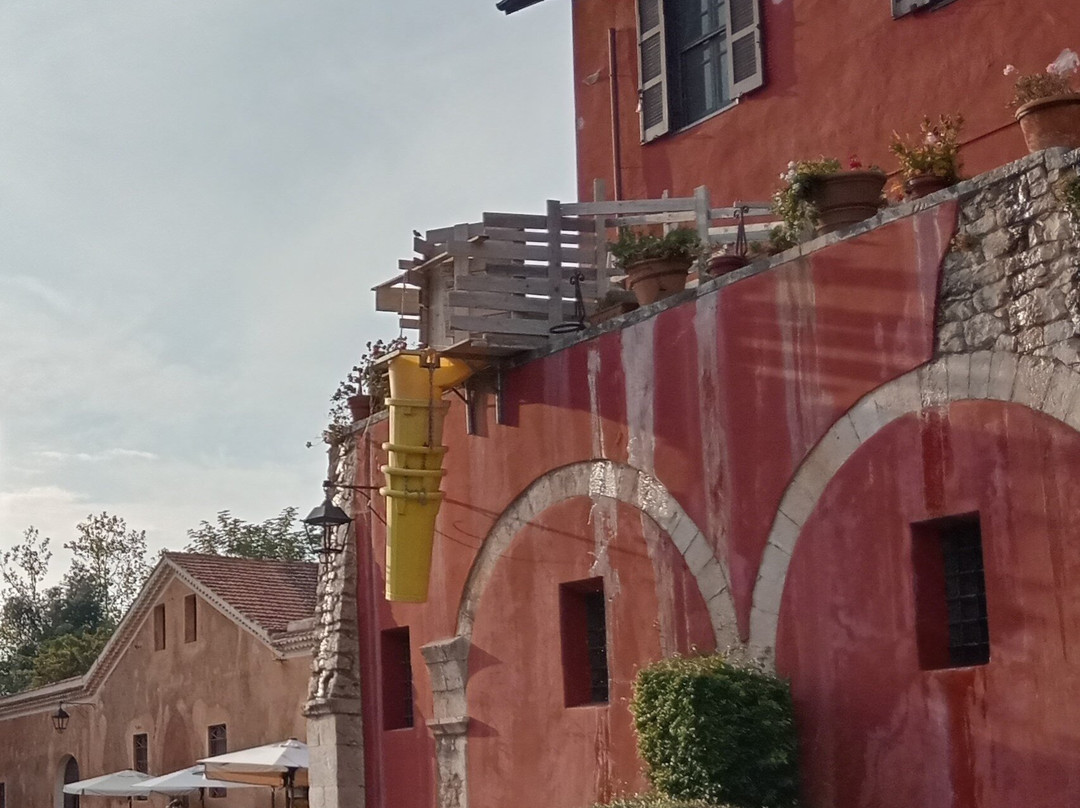 Borgo Di Fossanova景点图片
