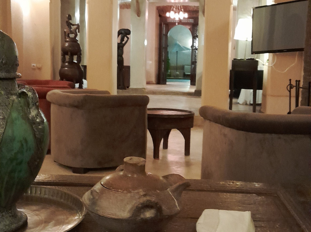 卡拉万瑟拉酒店主图