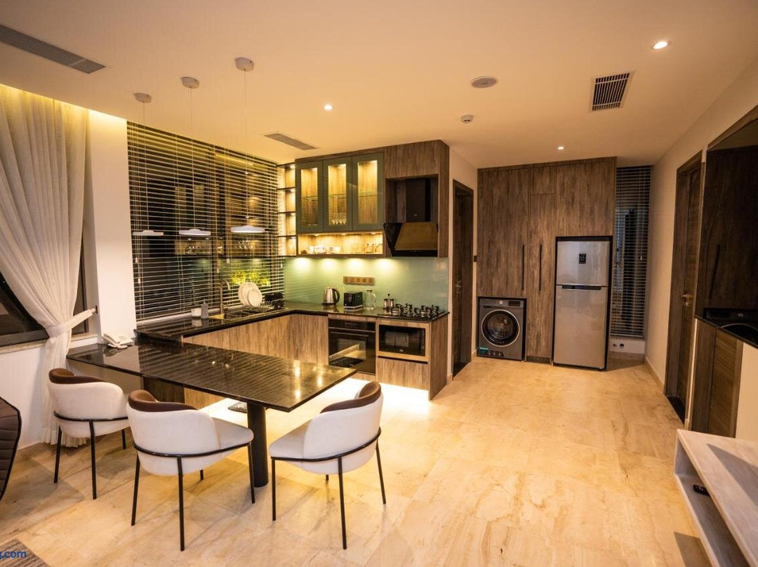 Cdci Business Suites