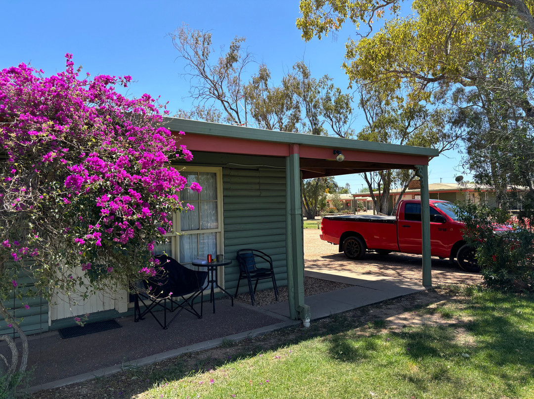 Lightning Ridge Outback Resort & Caravan Park主图
