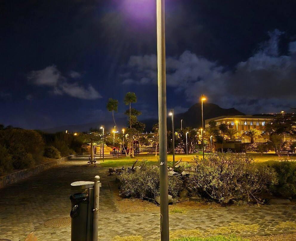 Parque Del Charco-洛斯克里斯蒂亚诺斯必去景点