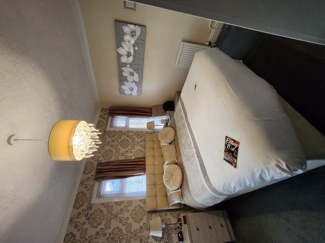 Crowndale Hotel主图