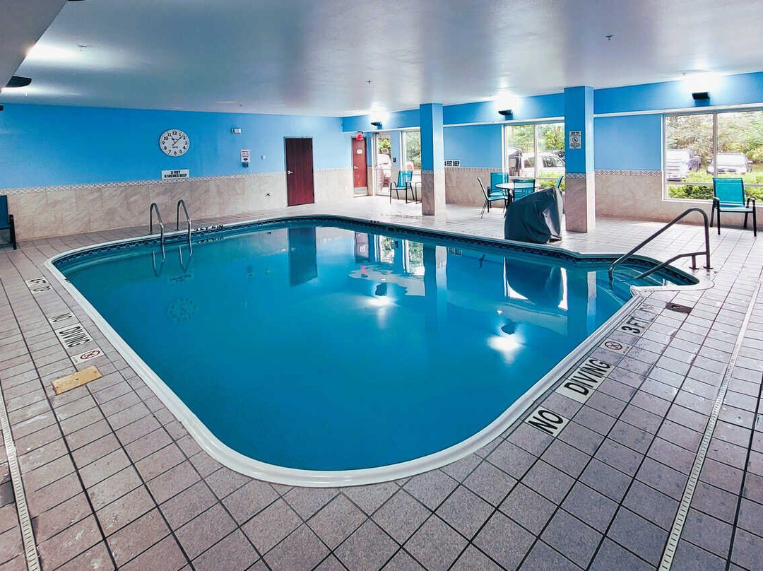 Comfort Inn & Suites Liverpool - Syracuse主图