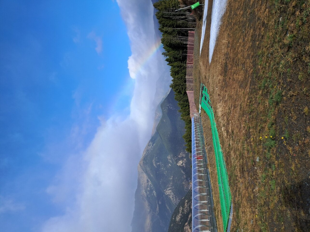 Font Andorra Hostel主图