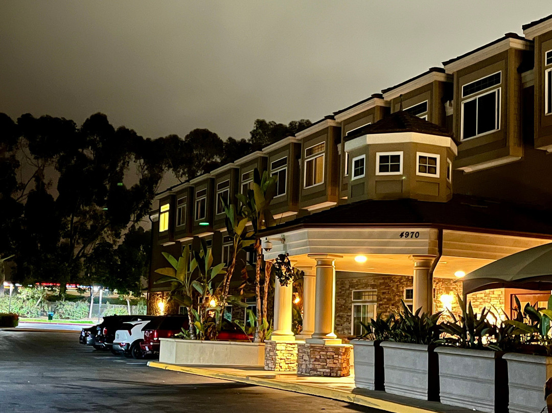 West Inn & Suites Carlsbad主图