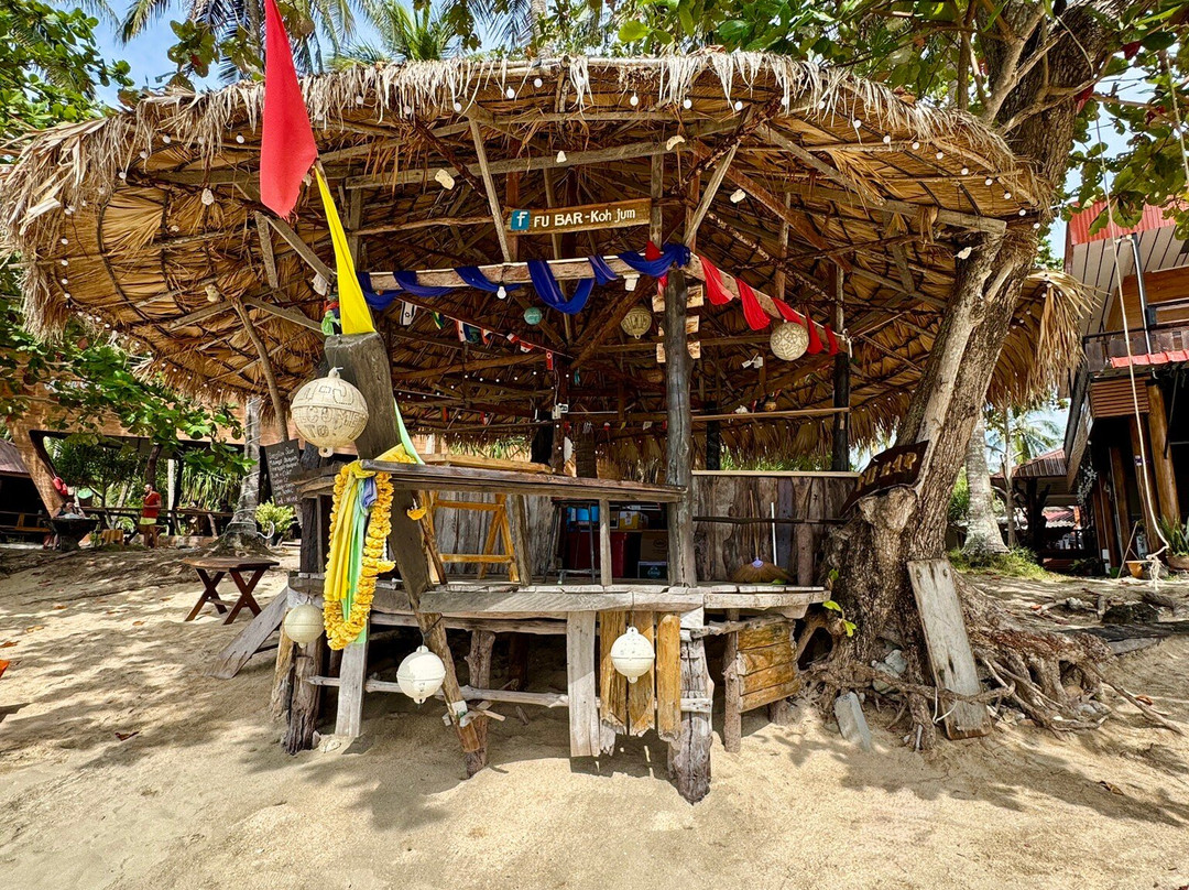 FU BAR - Koh jum-裕姆岛必去景点