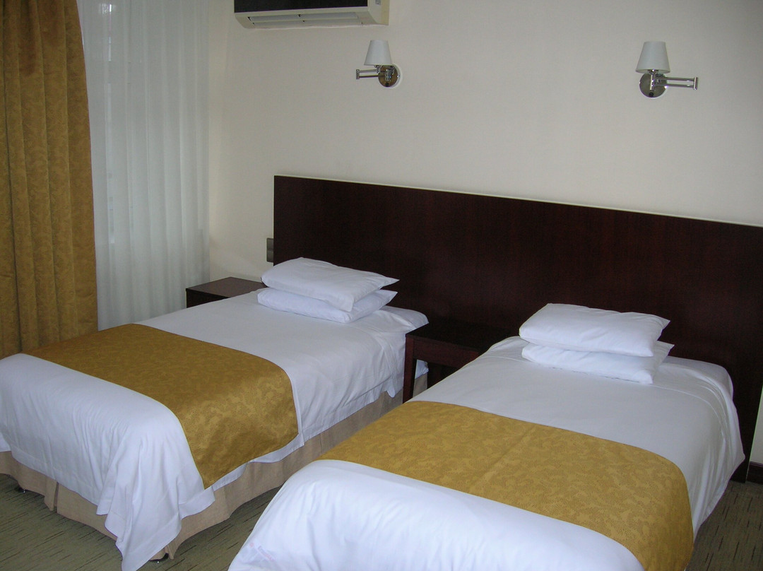 Hotel Russia主图