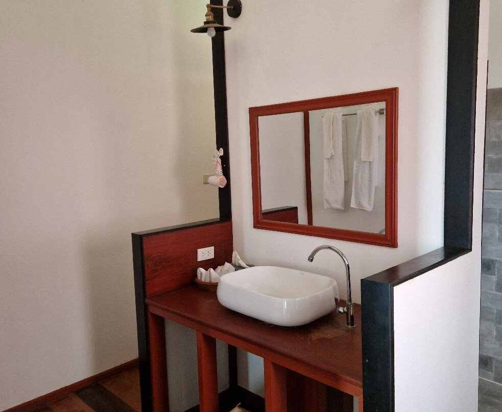 Kingfisher Ecolodge主图