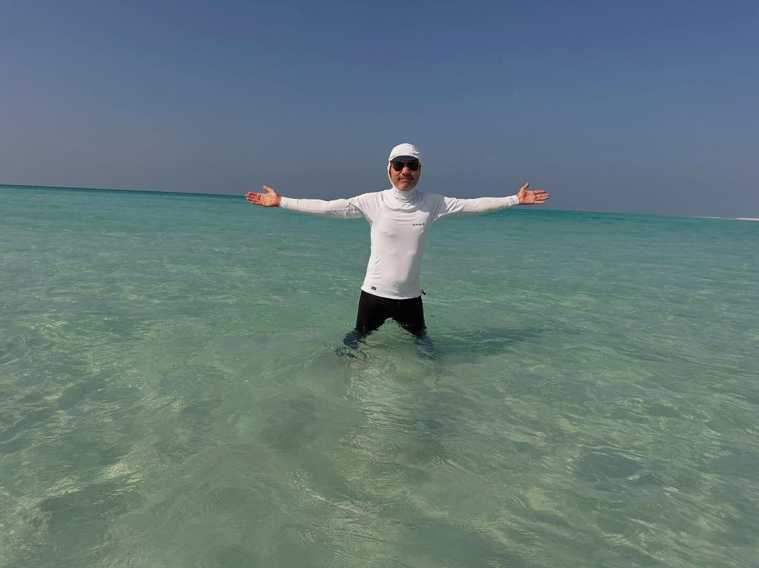 Qalansiyah Beach景点图片