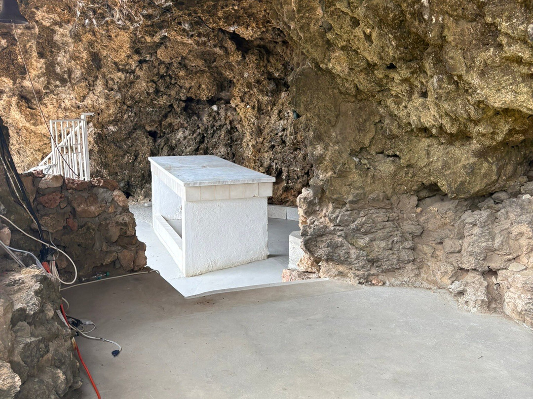 Lourdes Grotto-萨瓦内塔必去景点