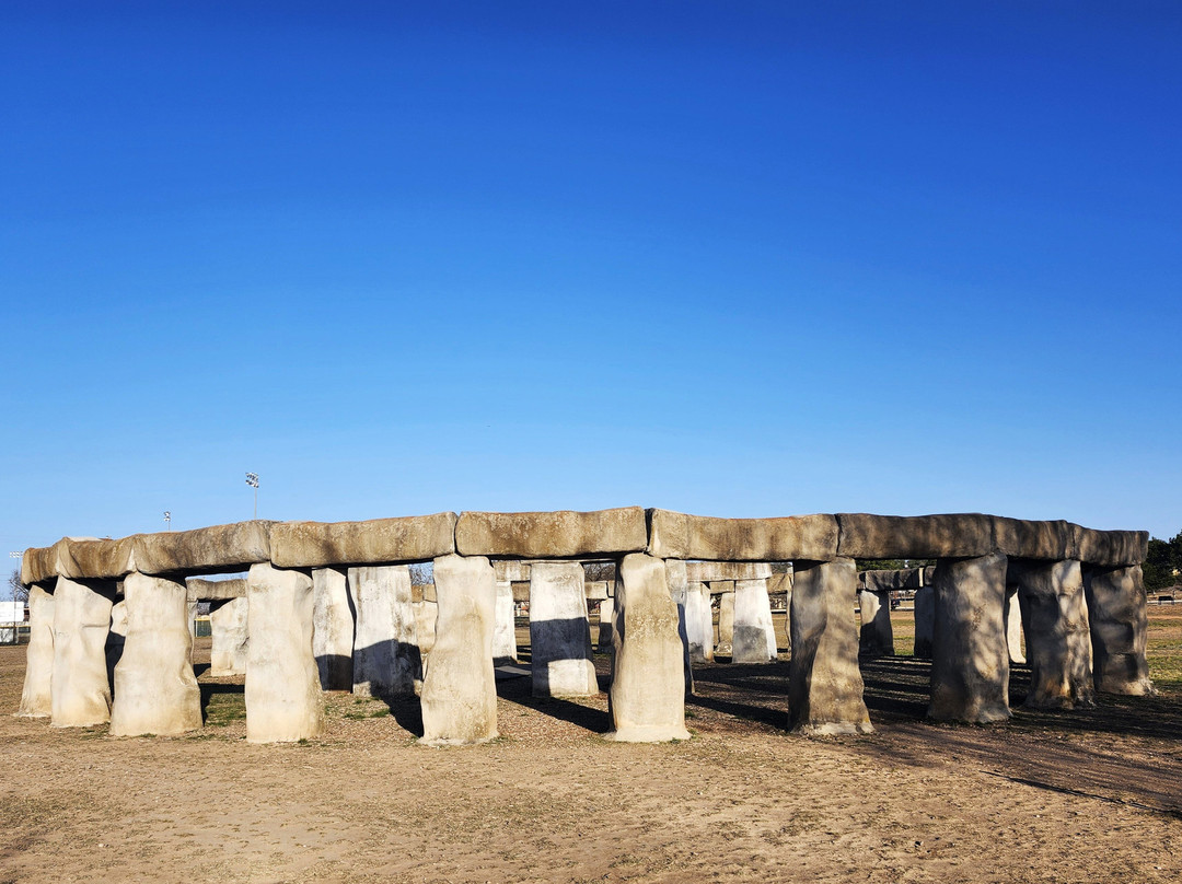 Stonehenge II-Ingram必去景点