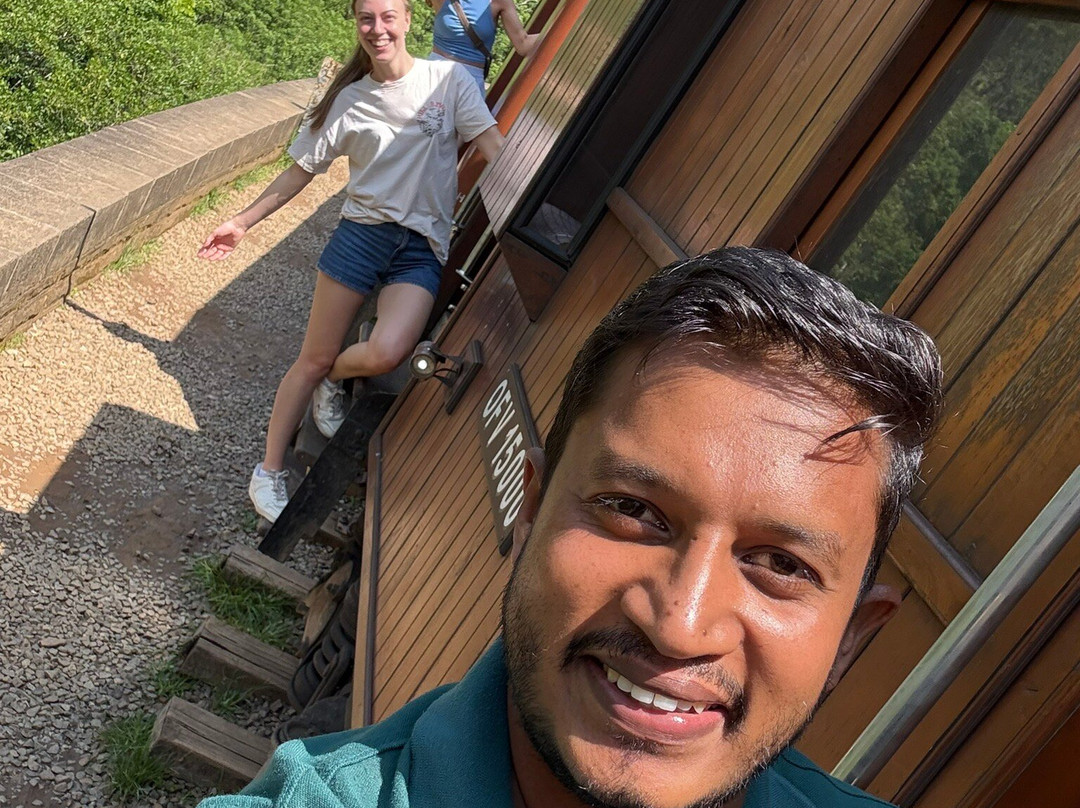 Chathu Lanka Tours景点图片