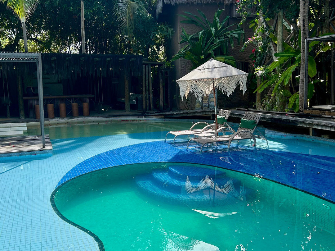 Aloha Village Hotel主图